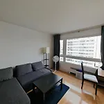 Appartement Lumineux Proche De La Ligne 14