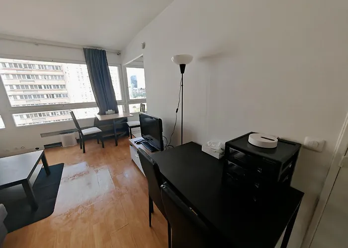Appartement Lumineux Proche De La Ligne 14